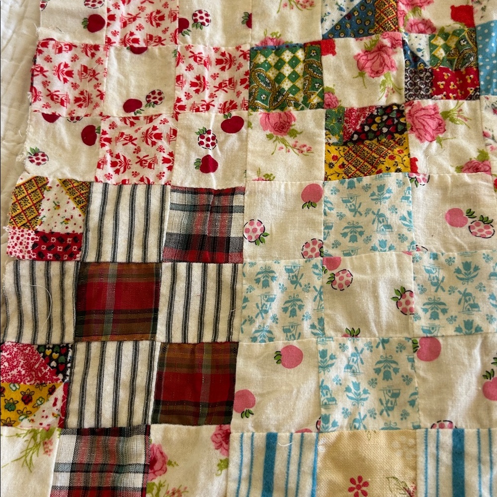 Patchwork Quilted Top Vintage. No backing great for clothing project! 33 x 80 in - Picture 2 of 4